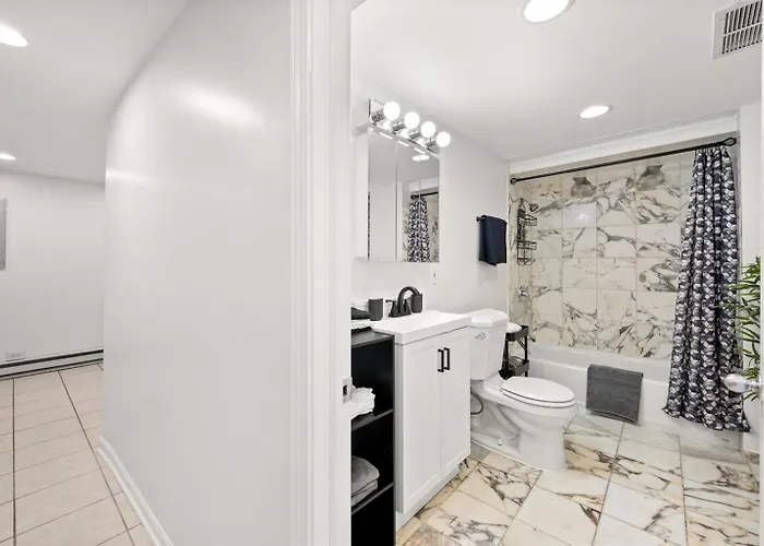 2br Garden In Lakeview Walk To Wrigley Apartamento *