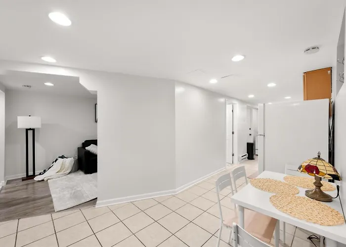 2br Garden In Lakeview Walk To Wrigley Apartamento Chicago