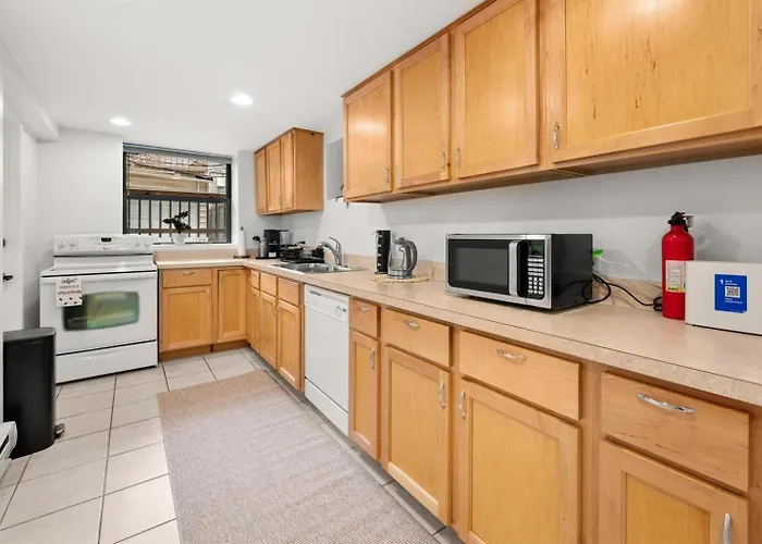 Apartamento 2br Garden In Lakeview Walk To Wrigley Chicago